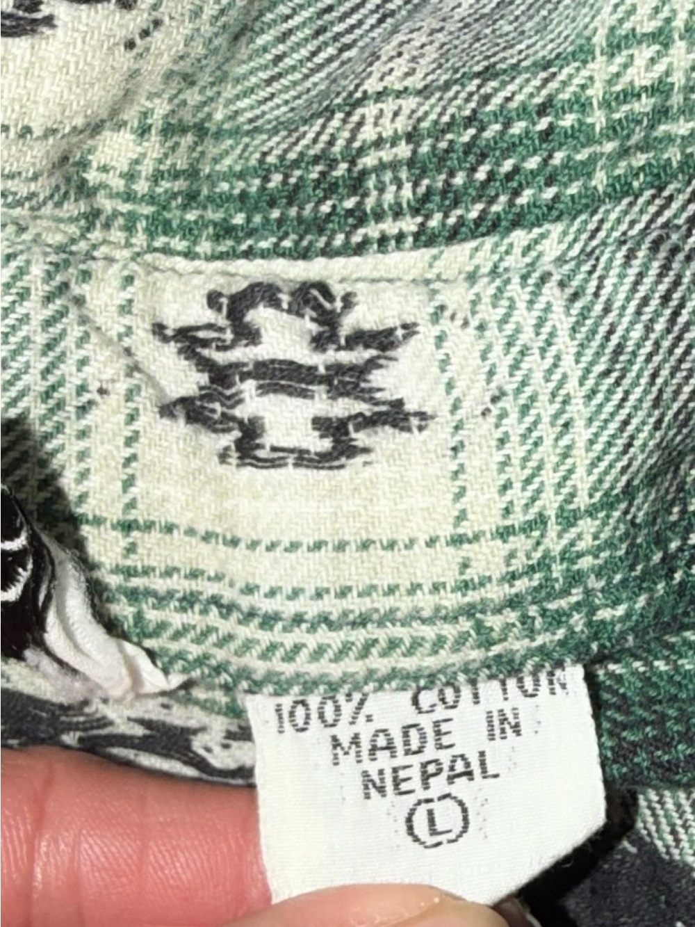 Vintage 80’s 90’s Flannel Green Plaid Shirt Oversized Nepal Aztec Women’s Sz L - Picture 8 of 8